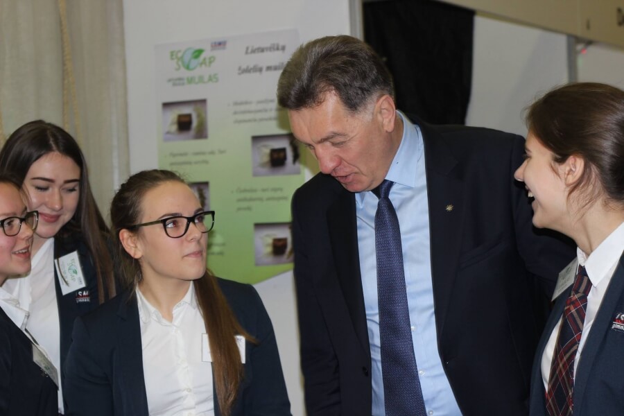 Mokinių verslas ISIC